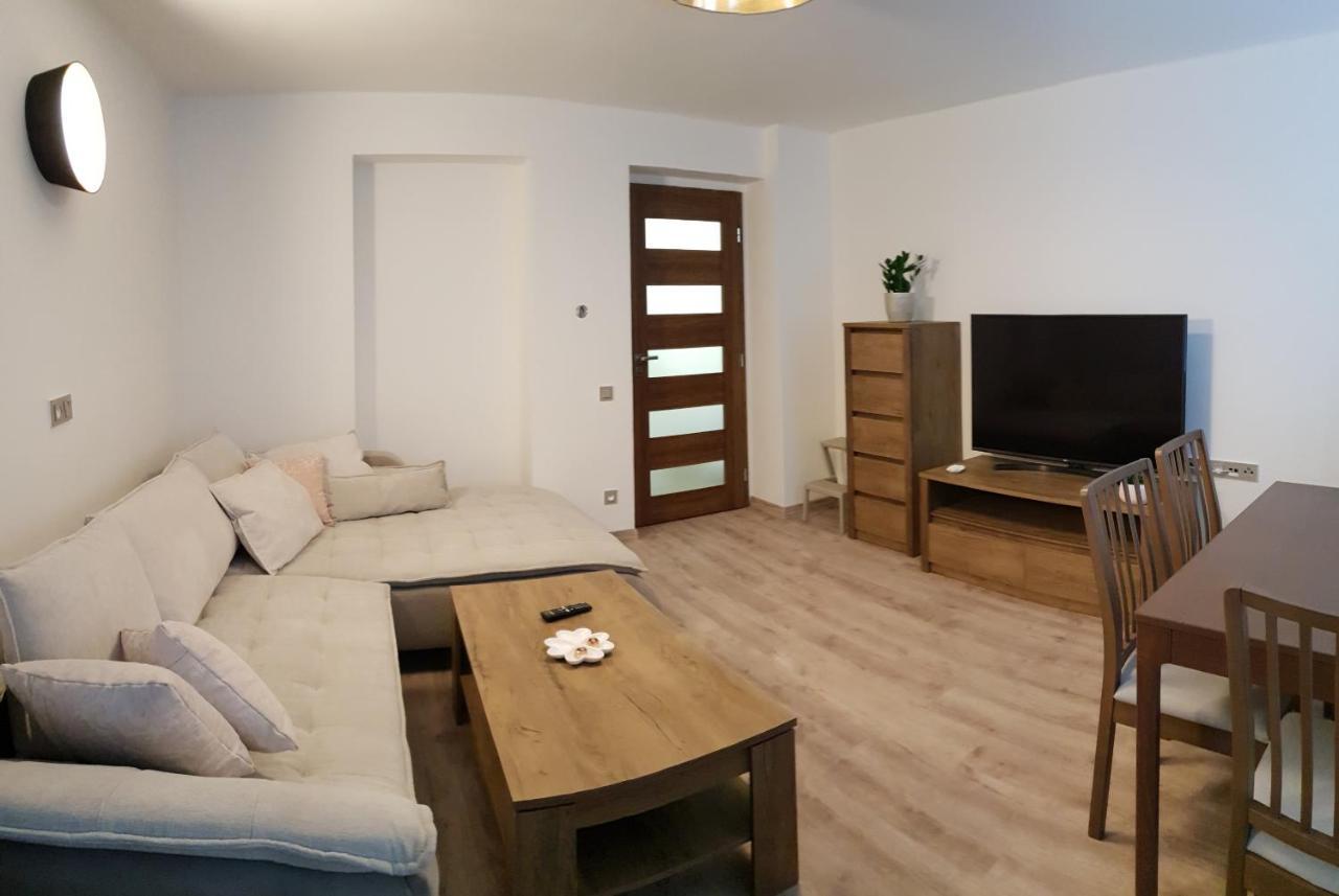 Apartman U Labe 宁布尔克 外观 照片